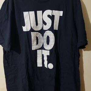 Nike t-shirt